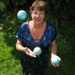 Jude Smith Juggles