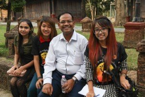 Myo Win and the girls from Smile