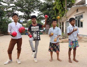 Thanlyin boys ready for action.
