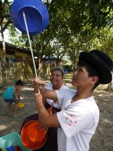 Eitte Paung with spinning plate